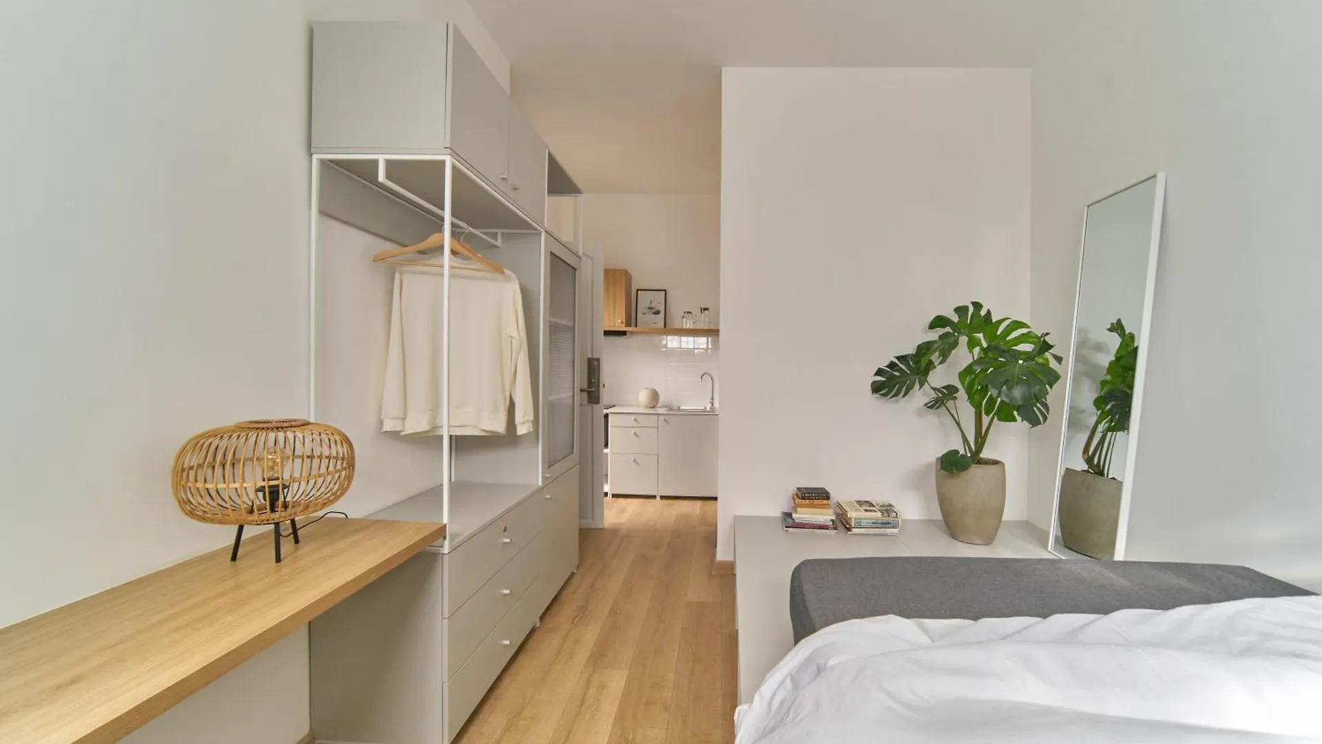 Express By M Village Nguyen Du Ho Či Minovo Město
